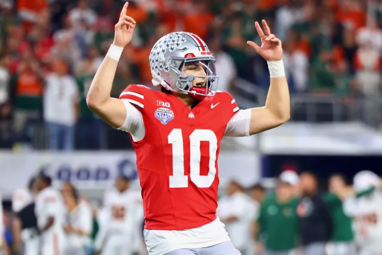 Buckeyes lead the way in preseason coaches poll
